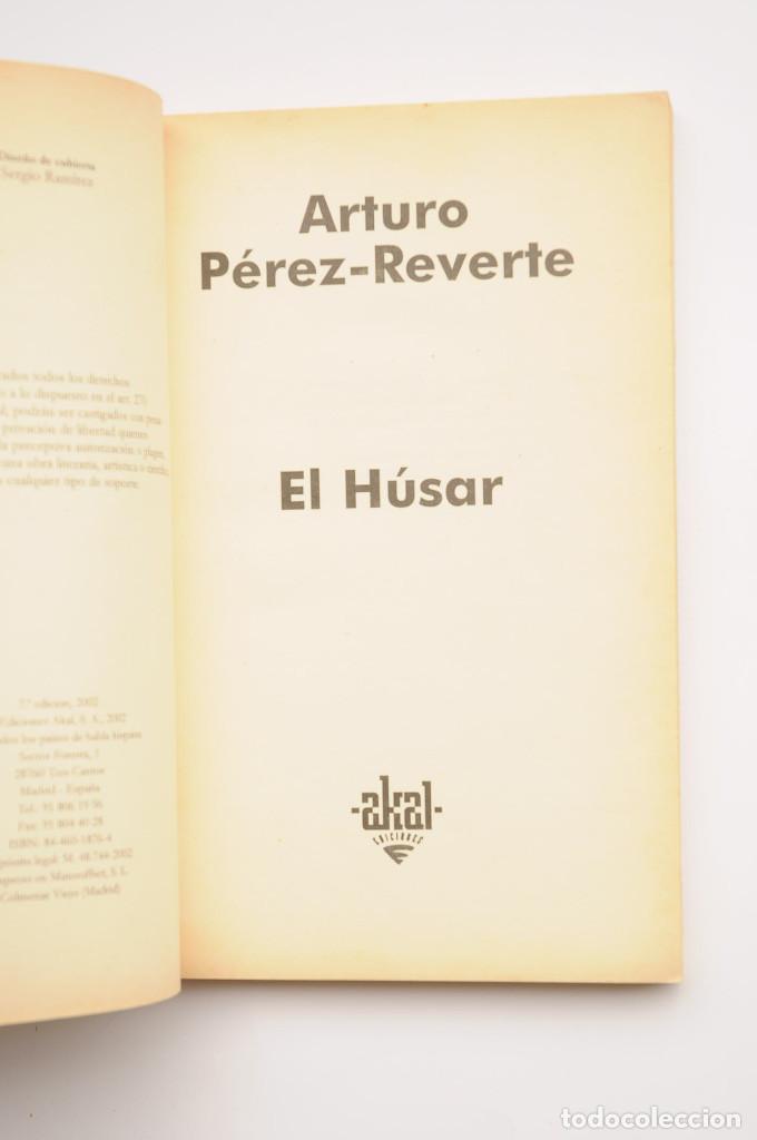 Libros: El h&uacute;sar - P&Eacute;REZ-REVERTE, Arturo - Foto 2
