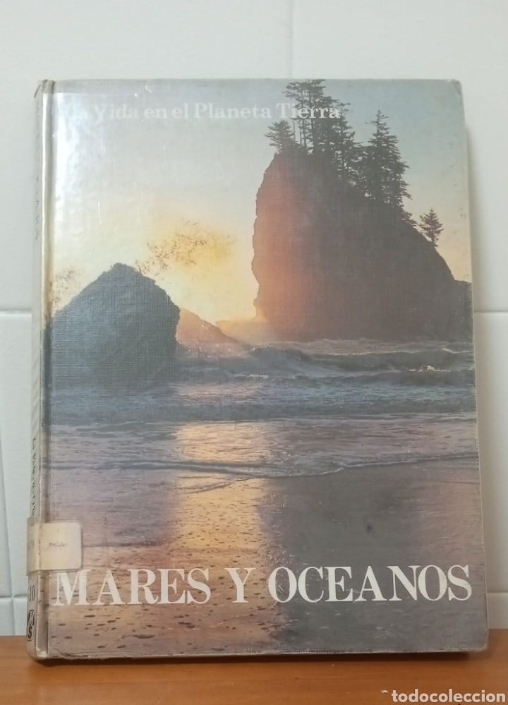 Libros: Mares y Oceanos - Foto 1