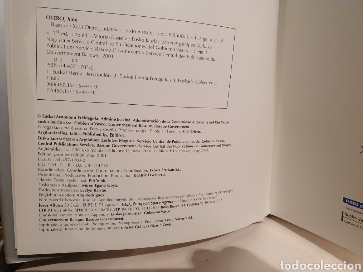 Libros: BASQUE. XABI OTERO. GOBIERNO VASCO 2001. - Foto 8