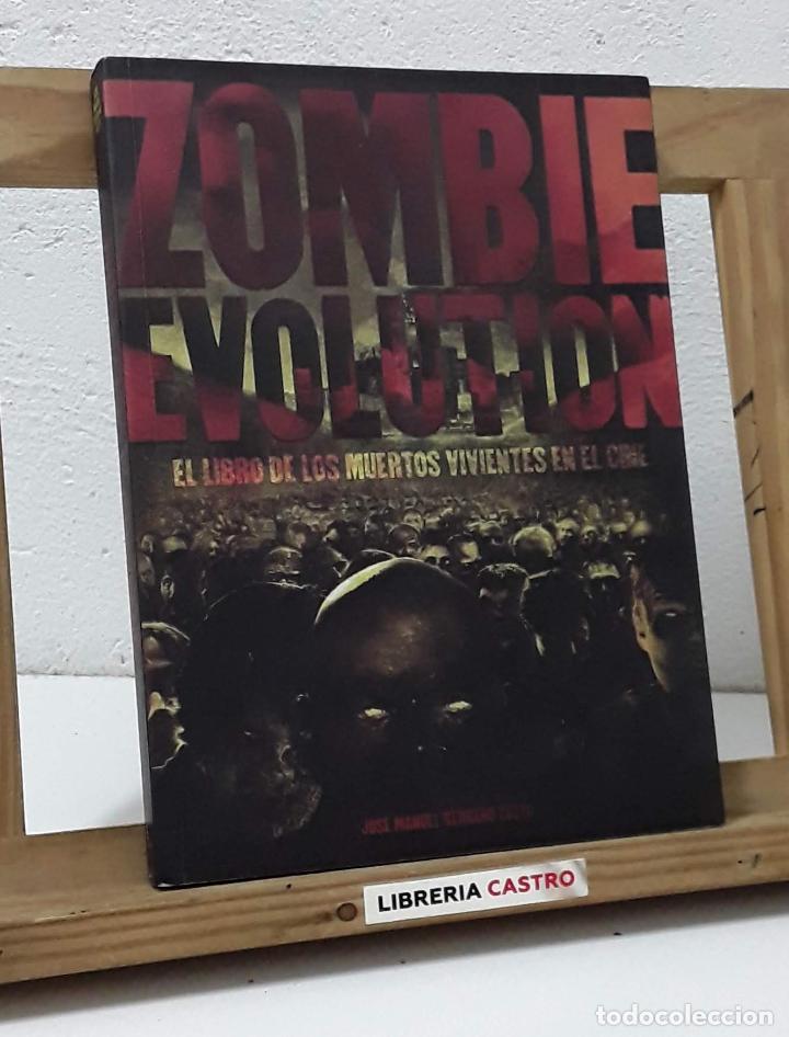 Libros: Zombie evolution. El libro de los muertos vivientes en el cine - Jos&eacute; Manuel Serrano Cueto - Foto 1