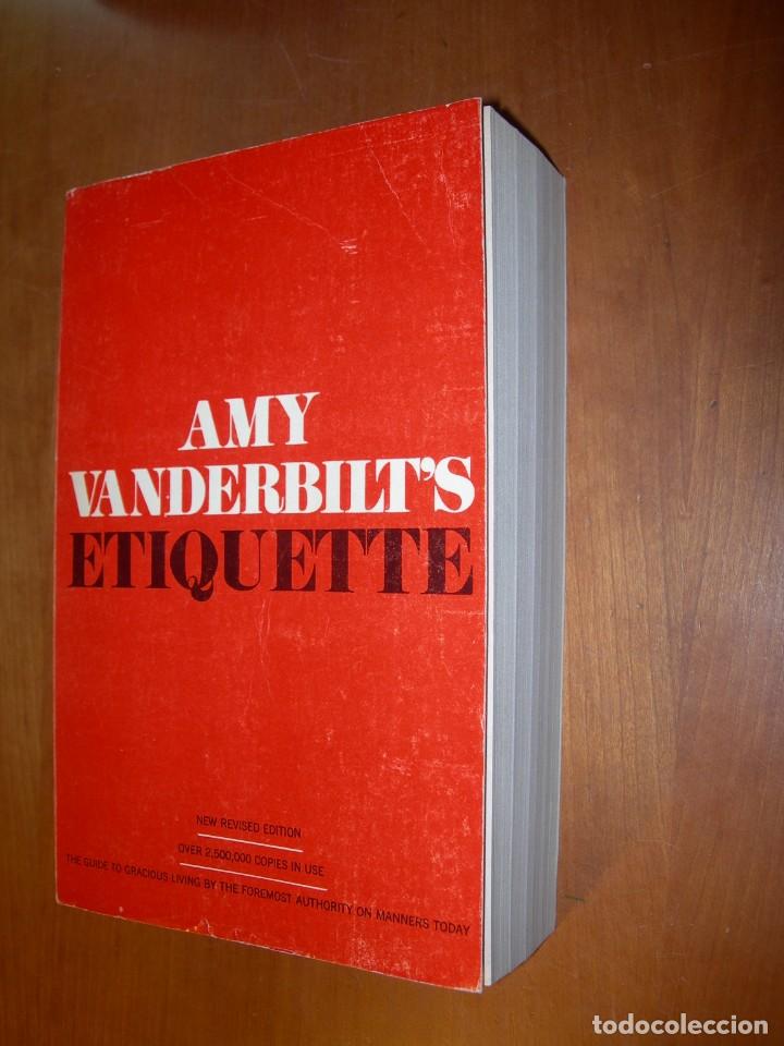 Libros: ETIQUETTE / AMY VANDERBILT&acute;S / INGL&Eacute;S - Foto 1
