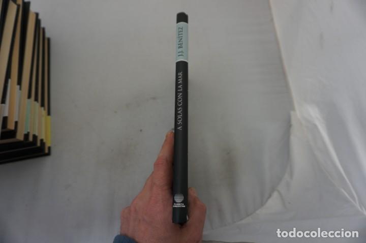 Libros: ARRI1/ J.J. BENITEZ - A SOLAS CON LA MAR / PLANETA - Foto 2