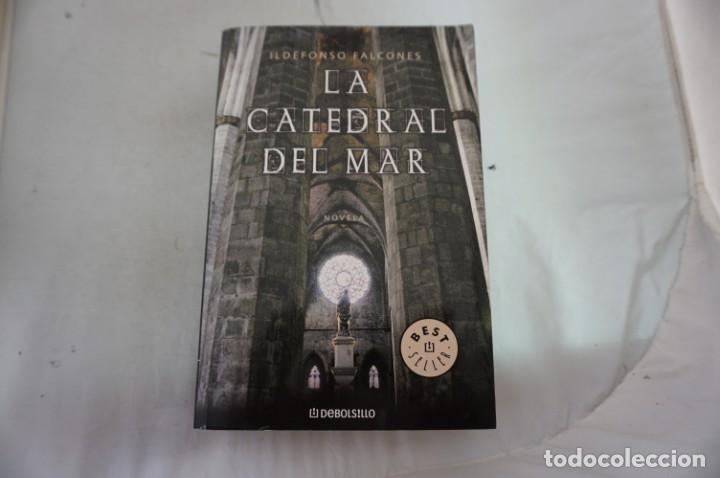 Libros: 23C/ ILDEFONSO FALCONES - LA CATEDRAL DEL MAR / DEBOLSILLO - Foto 2