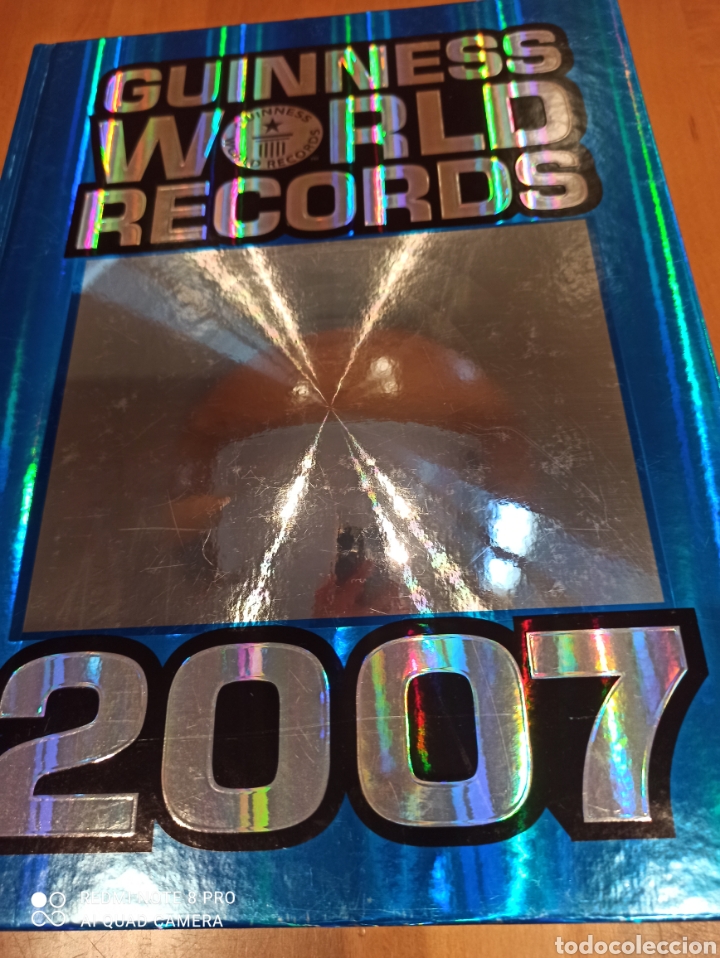 Libros: Guinness World Records 2007. Impecable - Foto 1