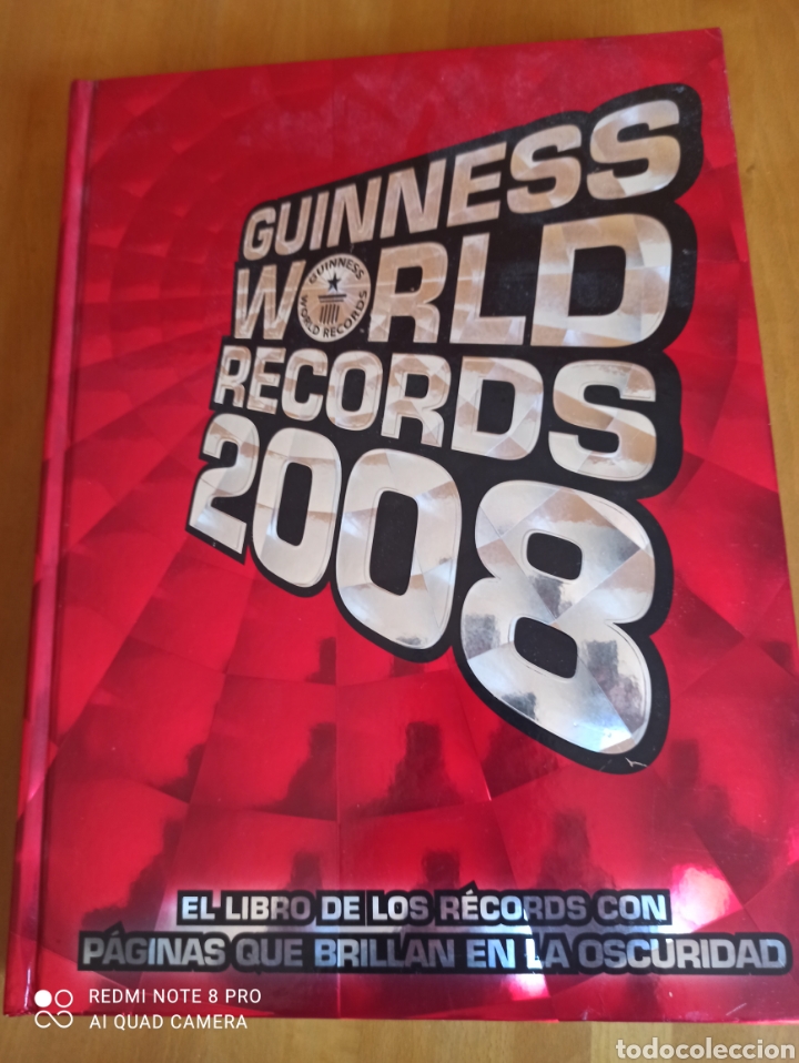 Libros: Guinness world records 2008. Impecable - Foto 1