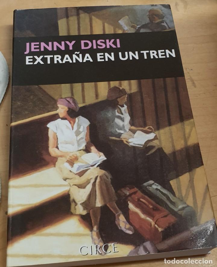 Libros: Extra&ntilde;a en un tren - DISKI, JENNY - Foto 1