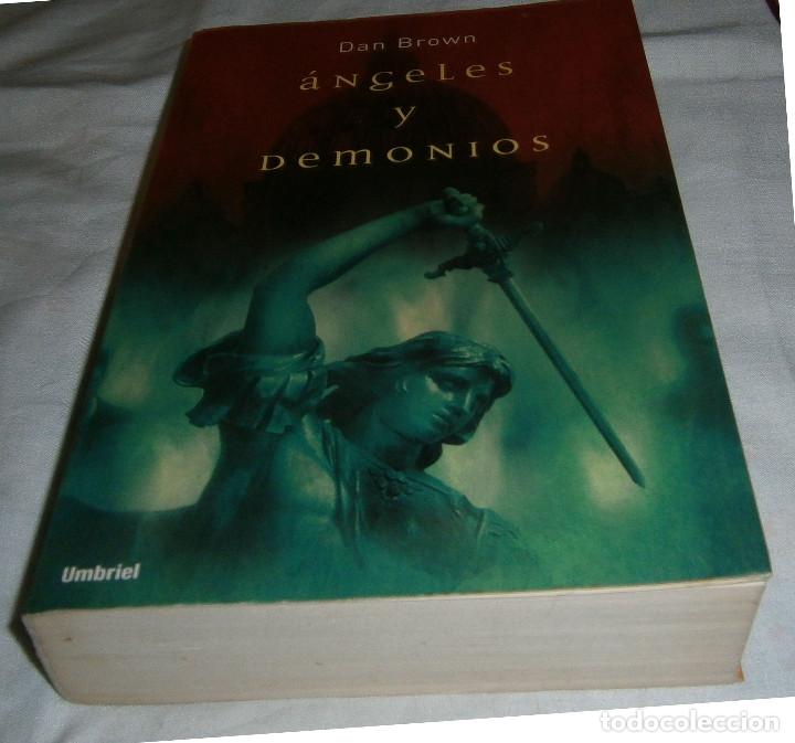 Libros: Angeles y Demonios Dan Brown a&ntilde;o 2006 - Foto 2