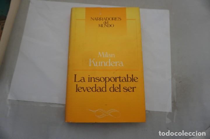 Libros: 2C/ MILAN KUNDERA - LA INSOPORTABLE LEVEDAD DEL SER / CIRCULO DE LECTORES - Foto 1