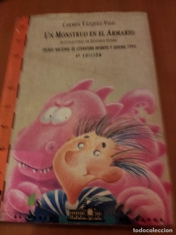 Libros: Un monstruo en el armario - Foto 1