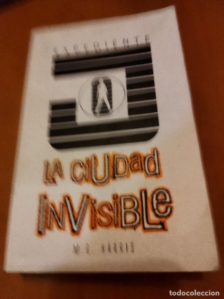 Libros: La ciudad invisible - Foto 1