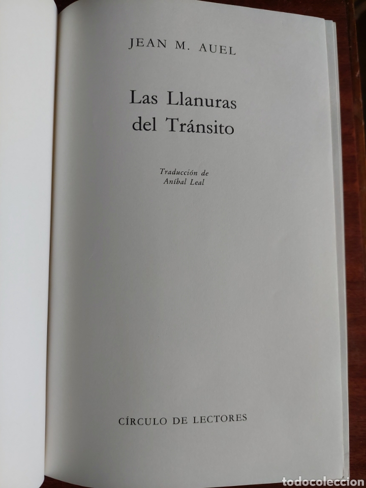 Libros: Las llanuras del tr&aacute;nsito- Jean M. Auel - Foto 1