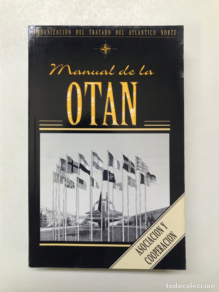 Libros: Manual de la OTAN 18x12cm.374 p&aacute;ginas Ref K 1 - Foto 1