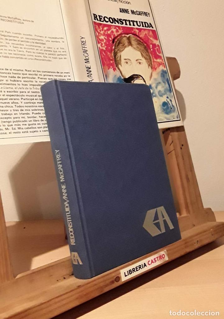 Libros: Reconstituida - Anne McCaffrey - Foto 2