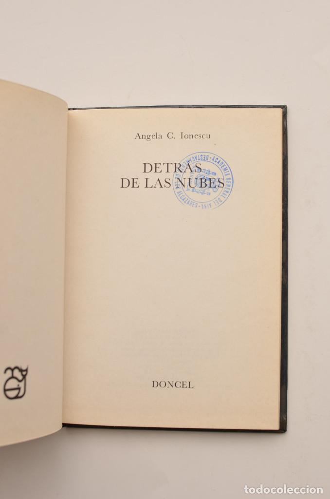 Libros: Detr&aacute;s de las nubes - IONESCU, Angela C. - Foto 2