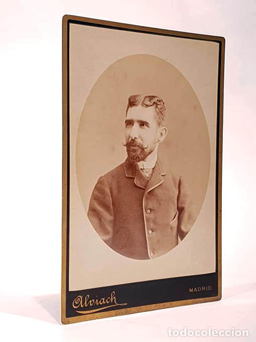 B&uuml;cher: Tarjeta de visita hombre bizco. M. Alviach, s. XIX. Madrid Puerta del Sol, 14.