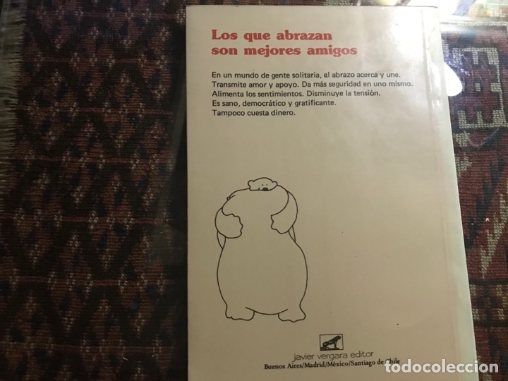 Libros: abr&aacute;zame. El abrazo es amor y alegr&iacute;a. Kathleen Keating - Foto 2