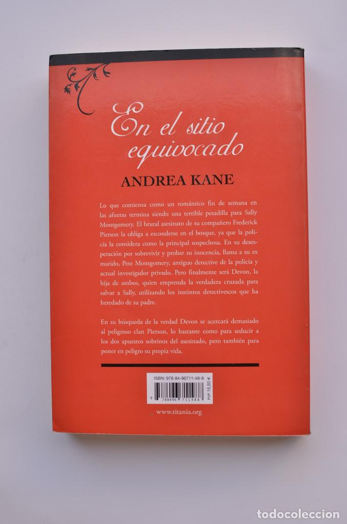 Libros: En el sitio equivocado - KANE, Andrea - Foto 3