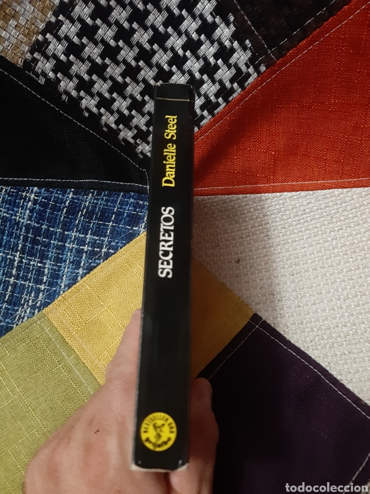 Libros: Libro Secretos -Danielle Steel- - Foto 2