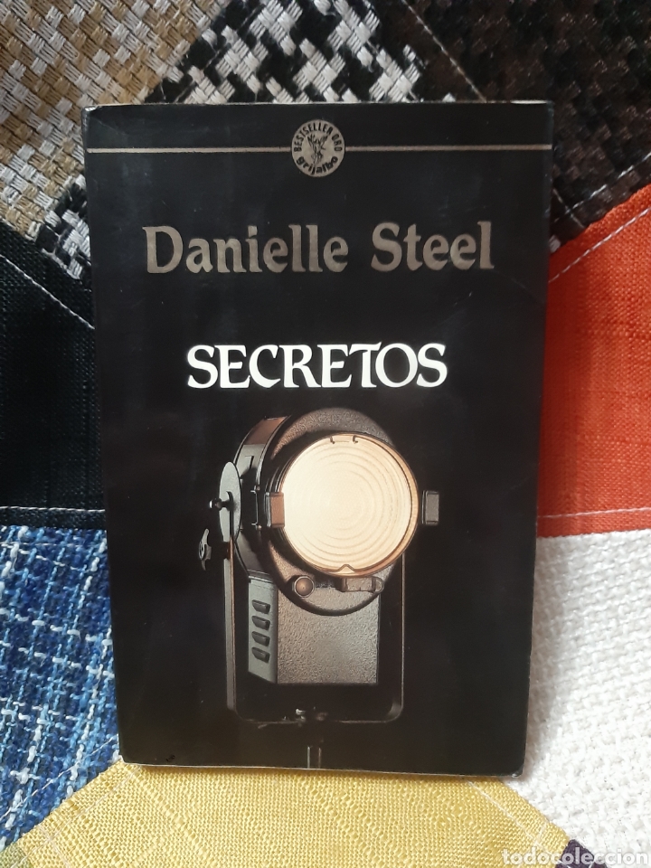 Libros: Libro Secretos -Danielle Steel- - Foto 1