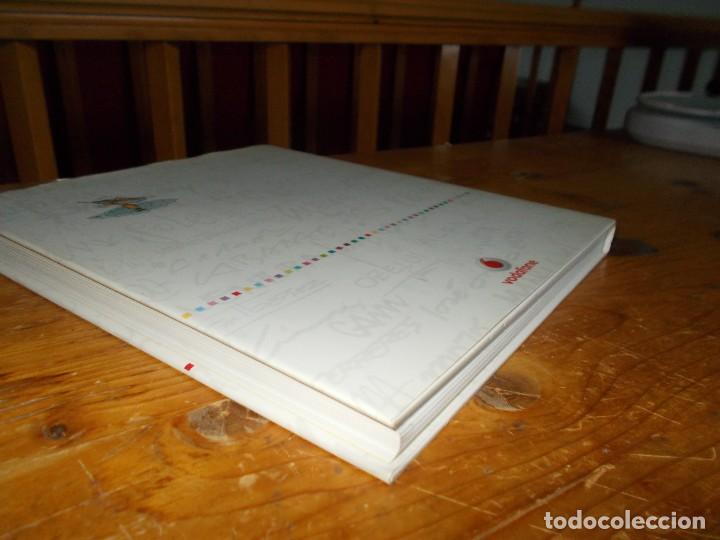 Libros: COMUNICA CON HUMOR Vodafone - Foto 4