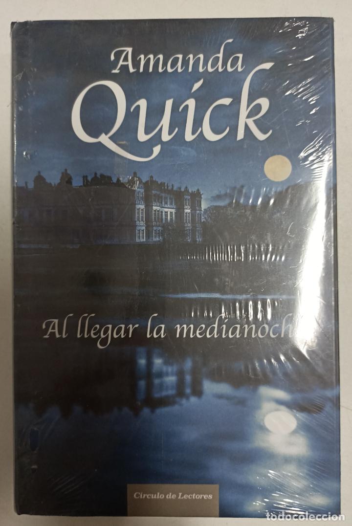 Libros: Al llegar la medianoche / Amanda Quick - Foto 1