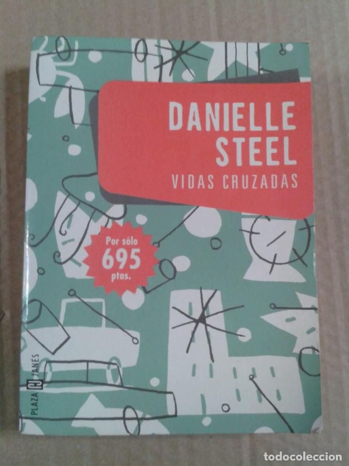 Libros: DANIELLE STEEL. VIDAS CRUZADAS - Foto 1