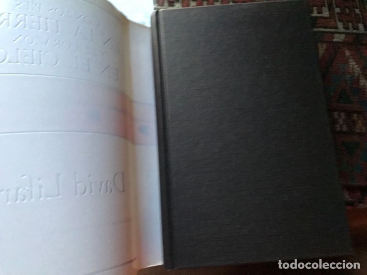 Libros: Con los pies en la tierra y el coraz&oacute;n en el cielo. David Lifar - Foto 4