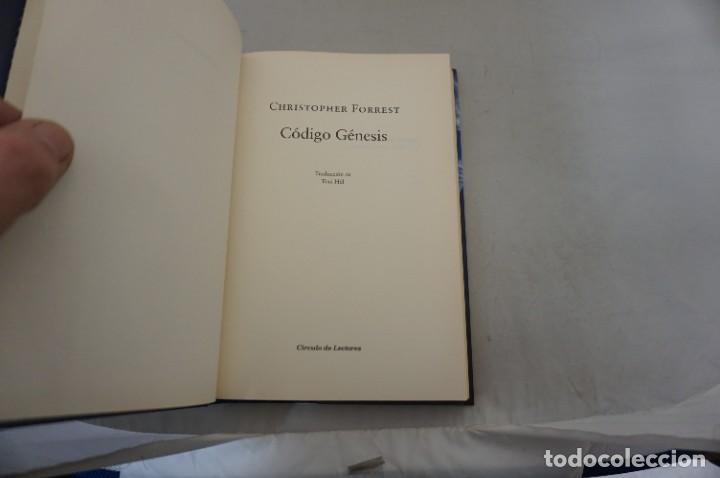 Libros: AR12-B/ CODIGO GENESIS - CHRISTOPHER FORREST / TAPA DURA CIRCULO LECTORES - Foto 3