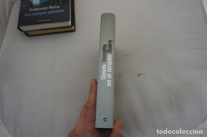 Libros: AR10CD/ CLAVOS EN EL CORAZON - DANIELLE THIERY / TAPA DURA CIRCULO DE LECTORES - Foto 2