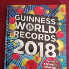 Libros: GUINNESS WORLD RECORDS 2018 EN ESPAÑOL SUPERHÉROES DE LA VIDA REAL. Lote 304415608