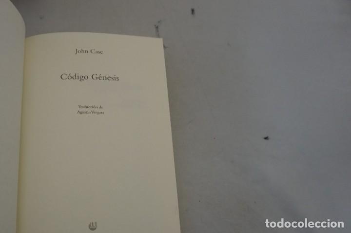Libros: AR7AB- CODIGO GENESIS - JOHN CASE / TAPA DURA CIRCULO DE LECTORES - Foto 4