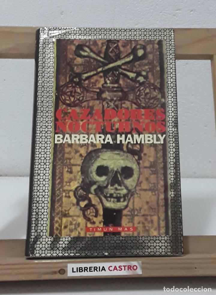 Libros: Cazadores nocturnos - Barbara Hambly - Foto 1