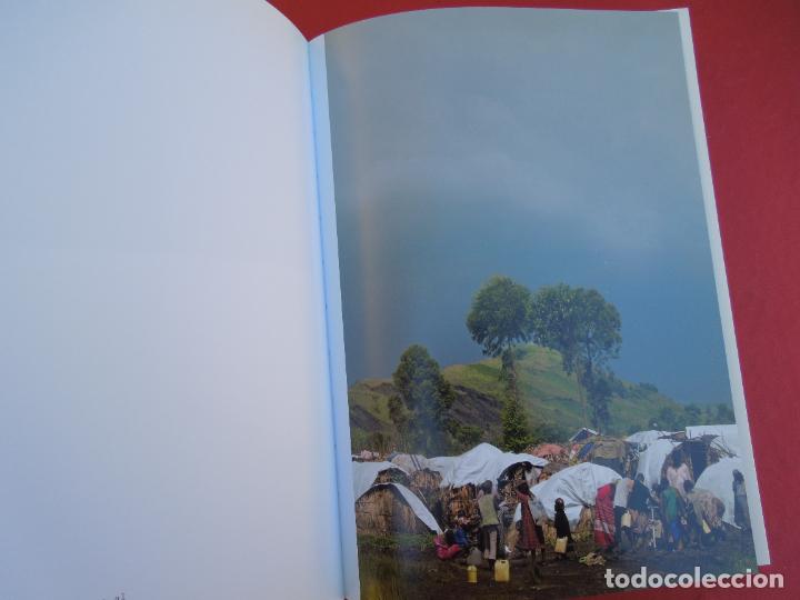 Libros: TESTIGOS DEL OLVIDO - CR&Oacute;NICAS - VER AUTORES - EDICIONES EL PA&Iacute;S 2011. - Foto 3