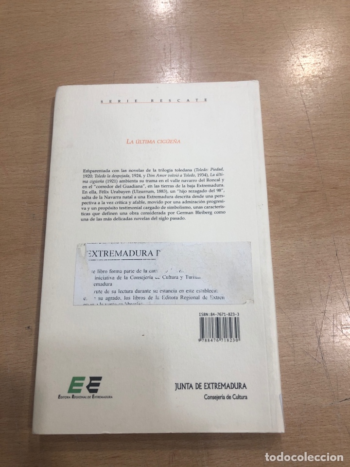 Libros: La &uacute;ltima cig&uuml;e&ntilde;a. Manuel Sim&oacute;n Viola - Foto 2