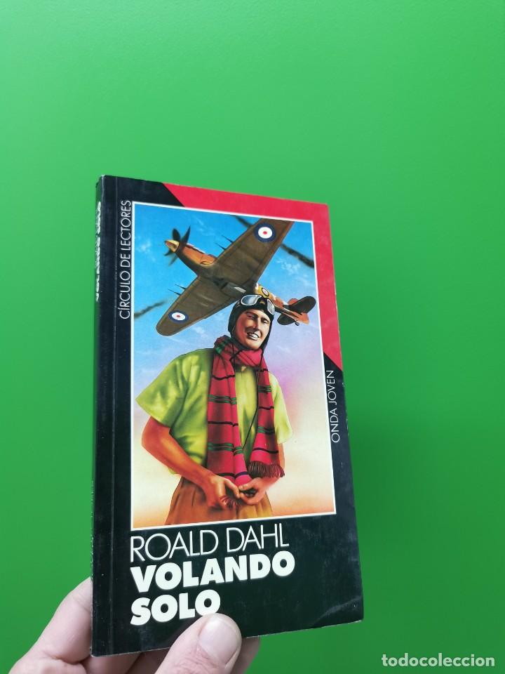 Libros: VOLANDO SOLO -- ROALD DAHL -- CIRCULO - Foto 1