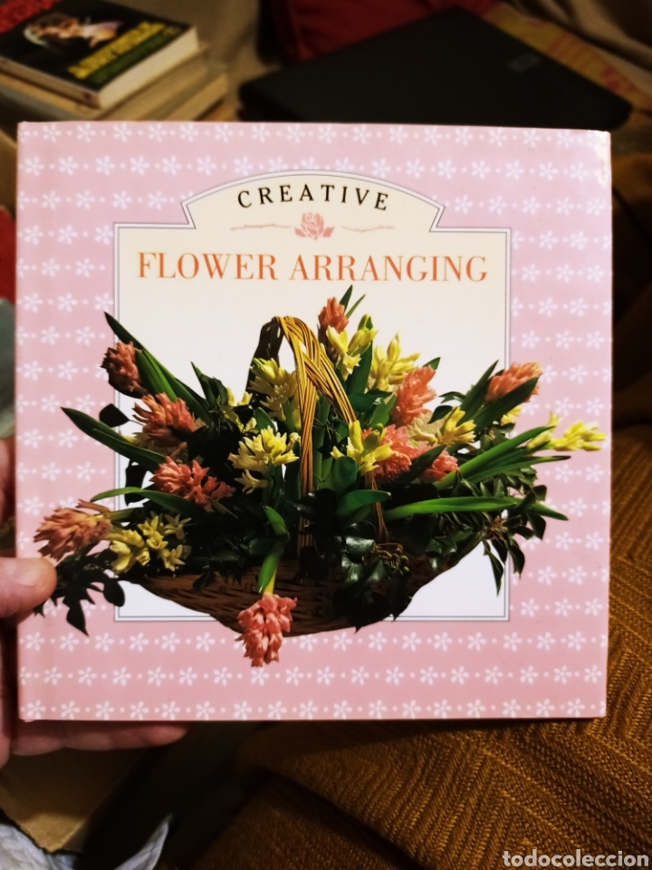 Libros: Creative Flower Arranging. En ingles - Foto 1