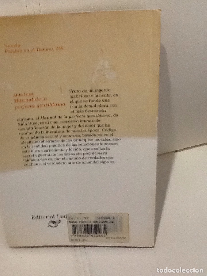 Libros: Aldo Busi . Manual de la perfecta gentildama . Lumen . - Foto 2
