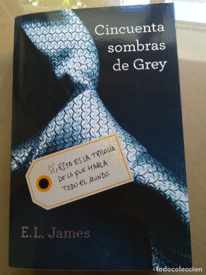 Libros: Novela &ldquo; Cincuenta sombras de Grey&rdquo; de E. L. James. - Foto 1