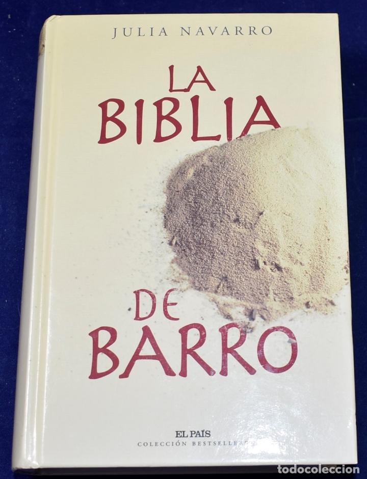 Libros: La biblia de barro - Navarro, Julia - Foto 1