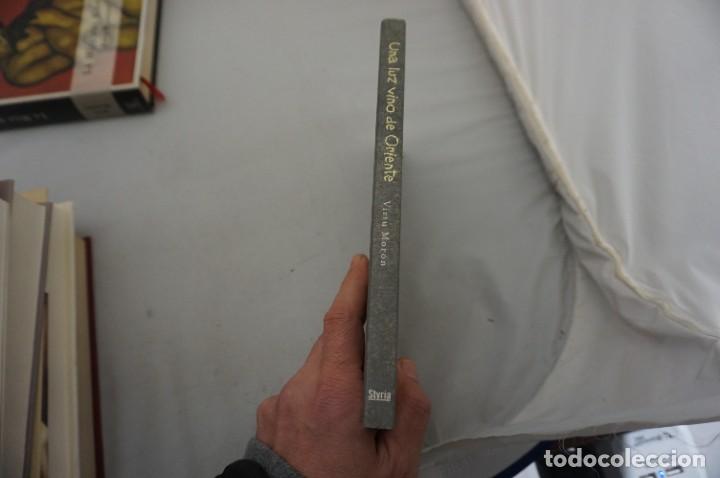 Libros: AR7C/ UNA LUZ VINO DE ORIENTE - VIRTU MORON, MILLAN MARTINEZ / STYRIA EDITOR - Foto 2