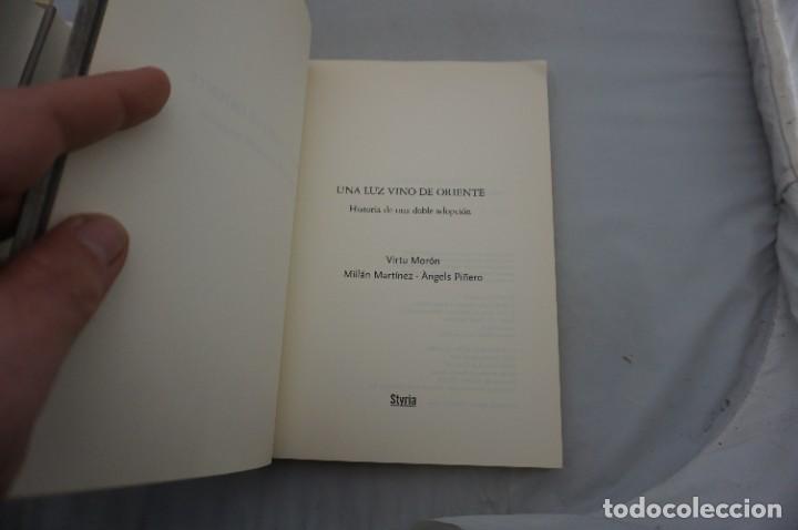 Libros: AR7C/ UNA LUZ VINO DE ORIENTE - VIRTU MORON, MILLAN MARTINEZ / STYRIA EDITOR - Foto 3