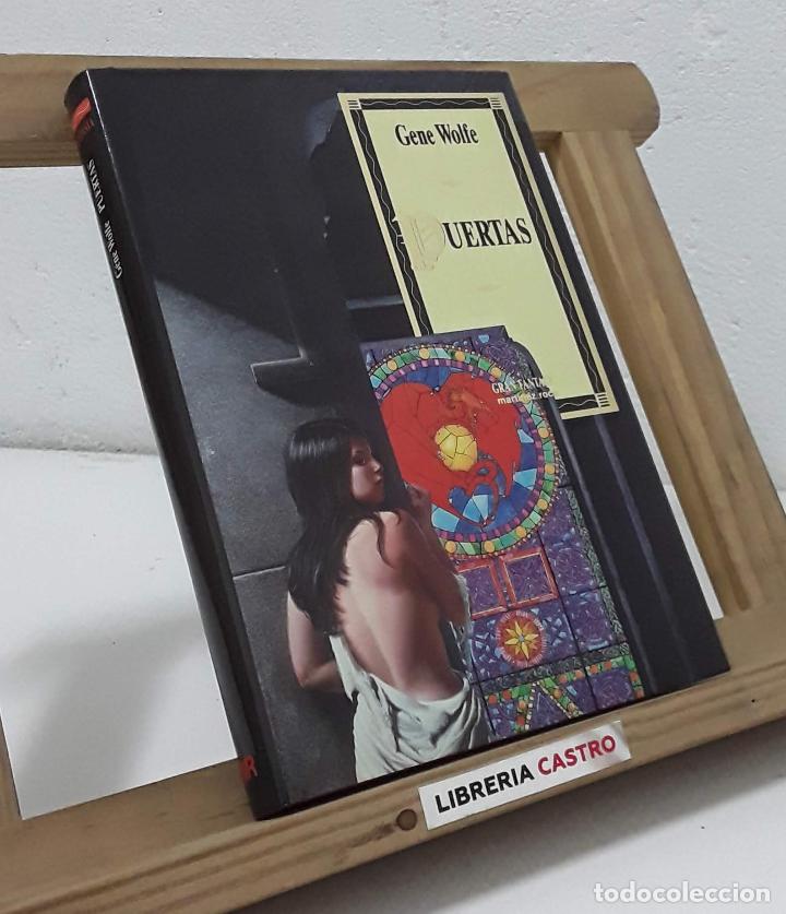 Libros: Puertas - Gene Wolfe - Foto 1