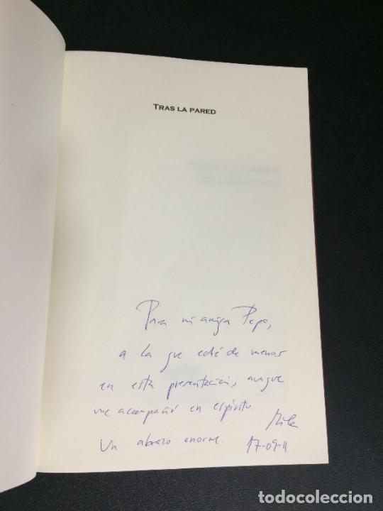 Libros: Tras la pared (Salir del armario). Mila Mart&iacute;nez. - Foto 2