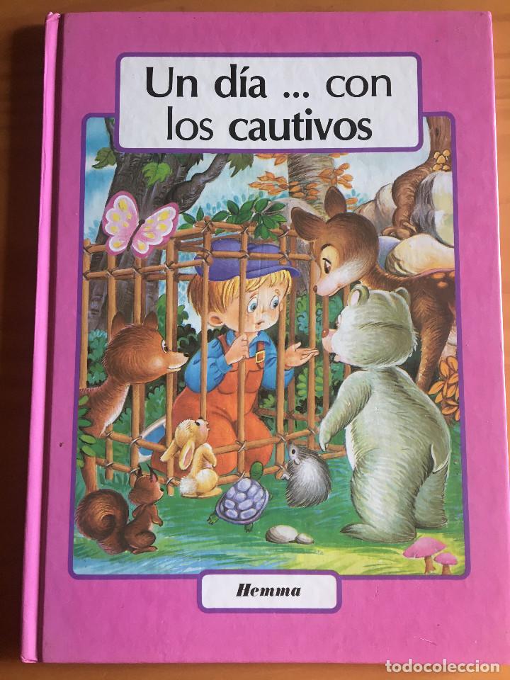 Libros: UN DIA ... CON LOS CAUTIVOS - EDICIONES HEMMA - Foto 1