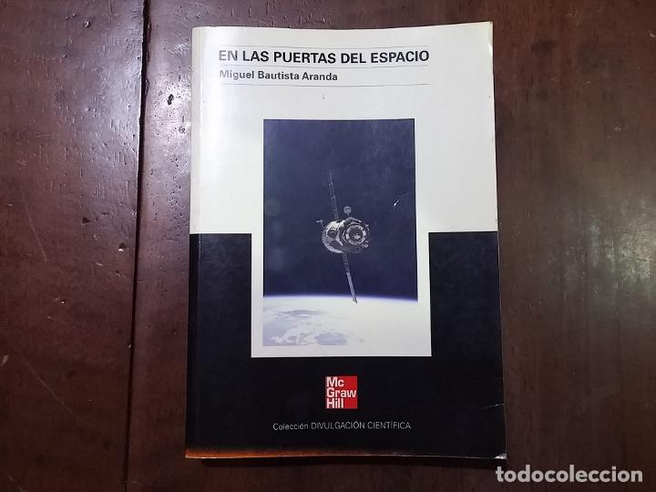 Libros: En las puertas del espacio - Miguel Bautista Aranda - Foto 1