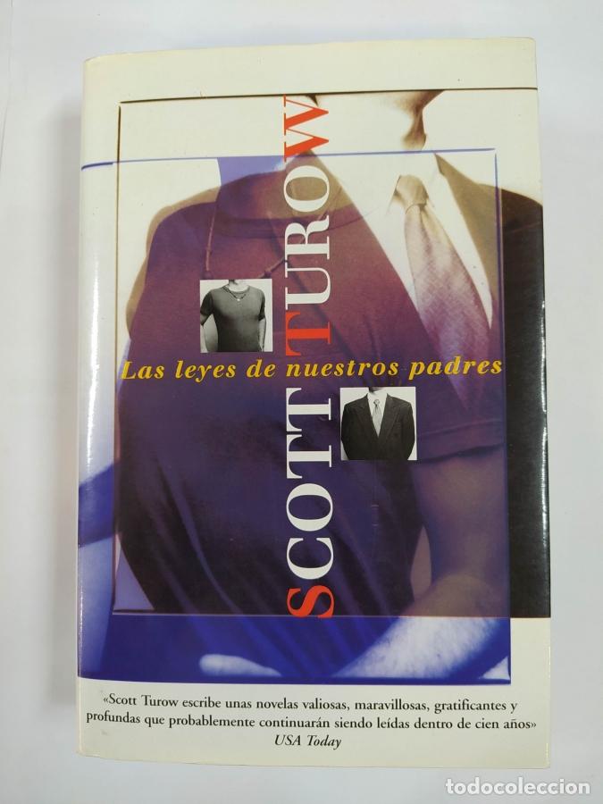 Libros: Las leyes de nuestros padres. - Scott Turow. TDK686 - Foto 1