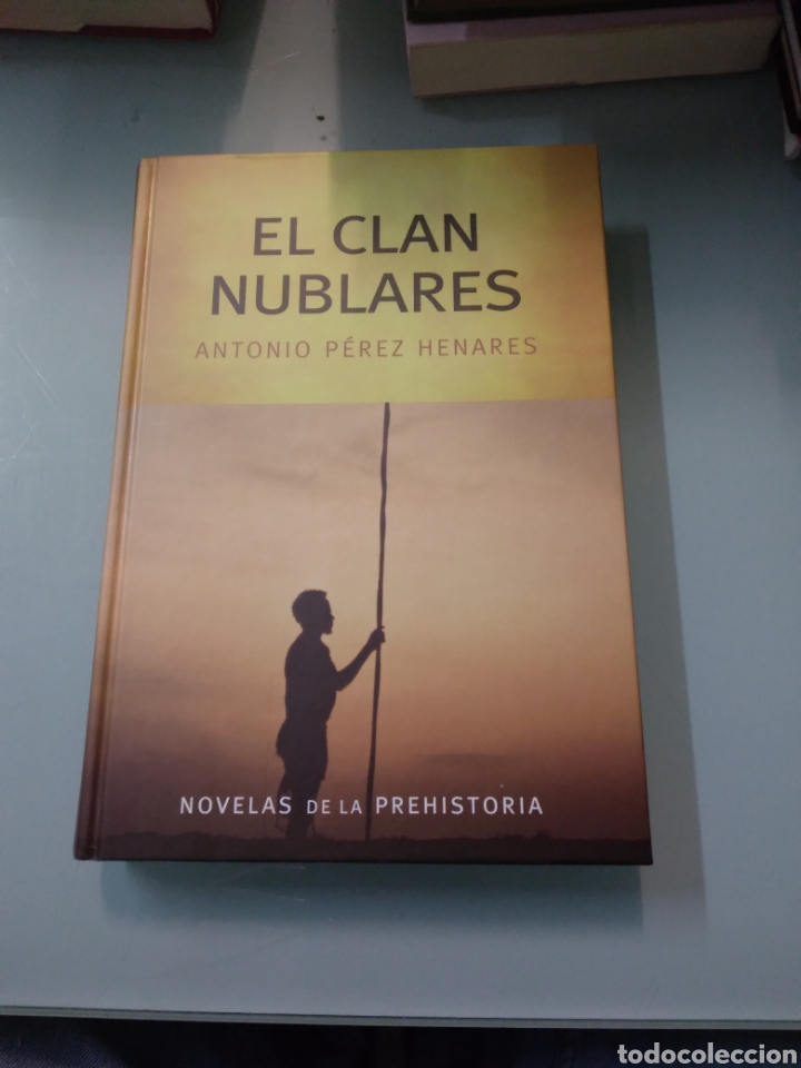 Libros: Antonio P&eacute;rez Henares, El clan nublados, - Foto 1