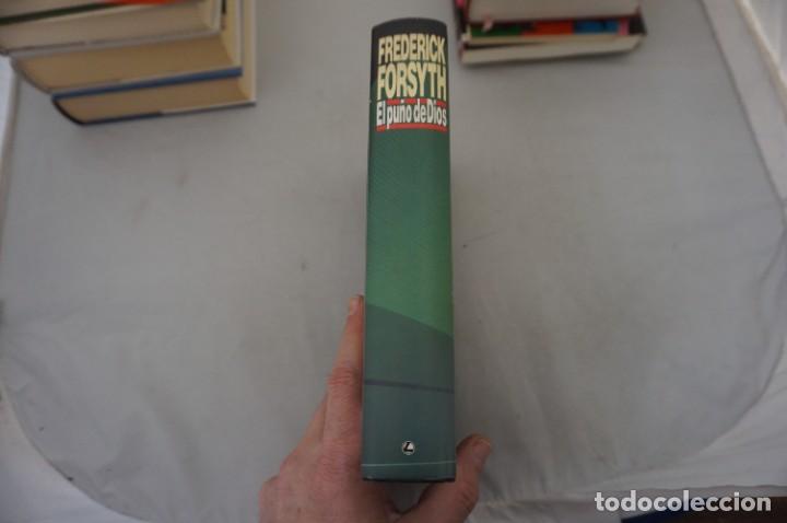 Libros: AR1 - EL PU&Ntilde;O DE DIOS - FREDERICK FORSYTH / CIRCULO DE LECTORES - Foto 2