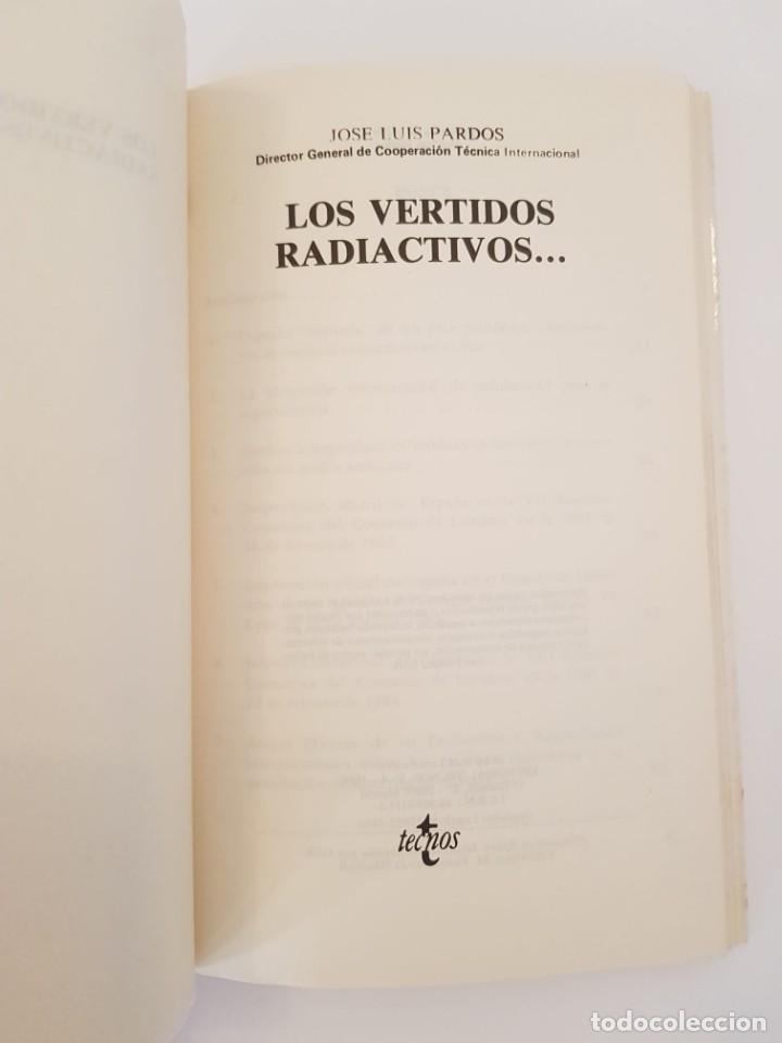 Libros: Los vertidos radiactivos&hellip; - Jos&eacute; Luis Pardos.- TECNOS, 1984 - Foto 4
