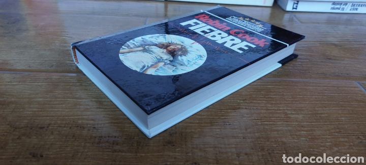 Libros: Libro Fiebre -Robin Cook- (Lote A) - Foto 3